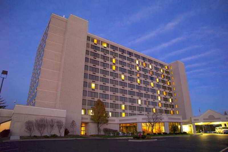 Doubletree By Hilton St. Louis At Westport Otel Maryland Heights Dış mekan fotoğraf